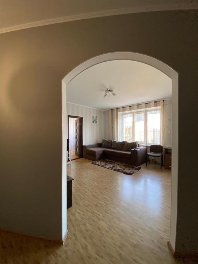 Podillia Modern Apartment فينيتسا المظهر الخارجي الصورة